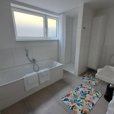 Moderne Naehe Speyer Apartment